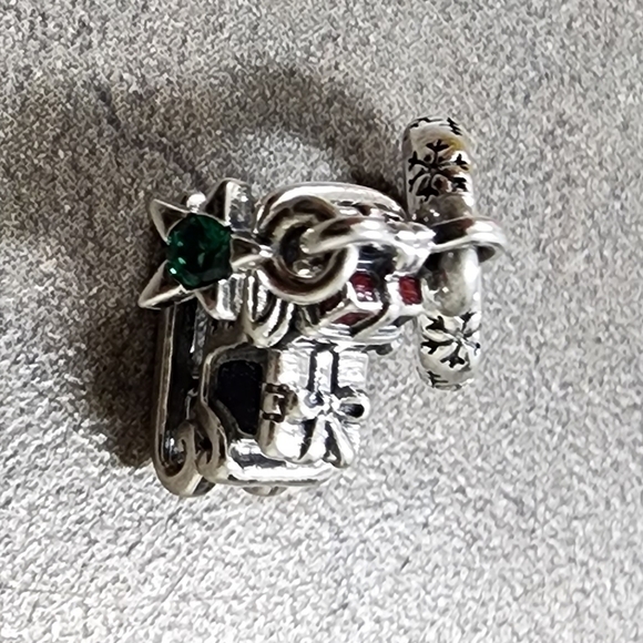 Pandora Christmas Sleigh 2023 Dangle Charm - Picture 10 of 10